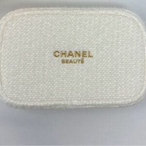 GWP CHANEL Cream Tweed Cosmetic Pouch with Gold Trim